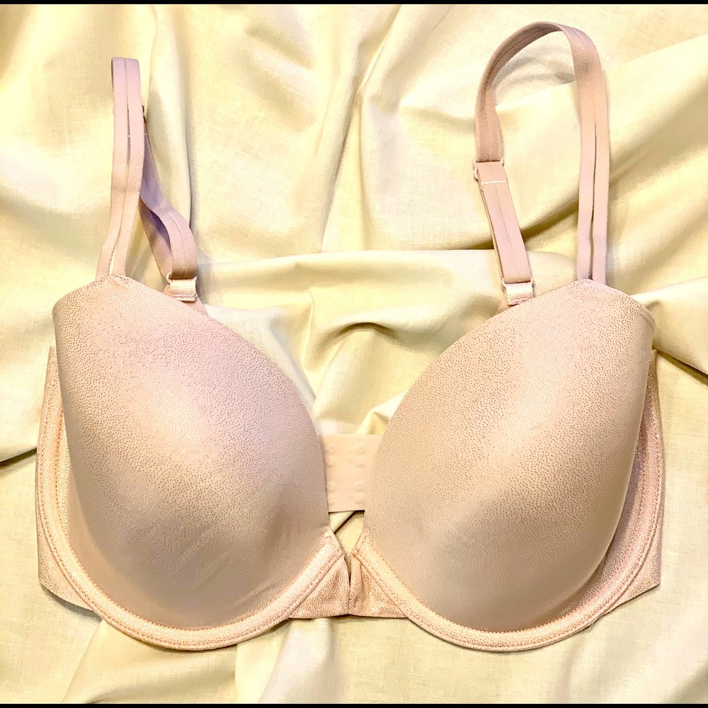 NWOT/Sexy Illusions by Victoria’s Secret Demi Bra
